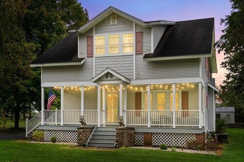 Pet Friendly Spacious Home near Rib Mountain, Tubing Hill, & Downtown!