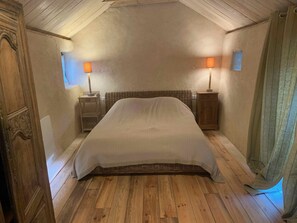 1 bedroom, desk, iron/ironing board, travel cot