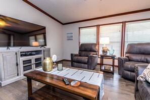 Smart TV, DVD player, books