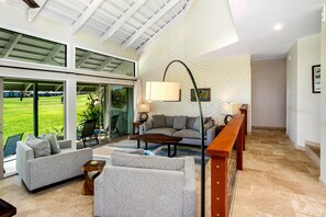 Interior - Kamahana 19: 2 BR, 2 BA Condominium in Princeville, Sleeps 4 (Princeville)