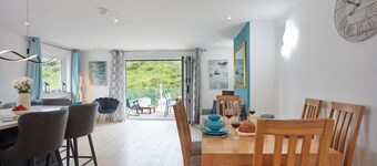 Anneth Lowen is a large four-bedroom detached house, just a short stroll from the bustling beaches o