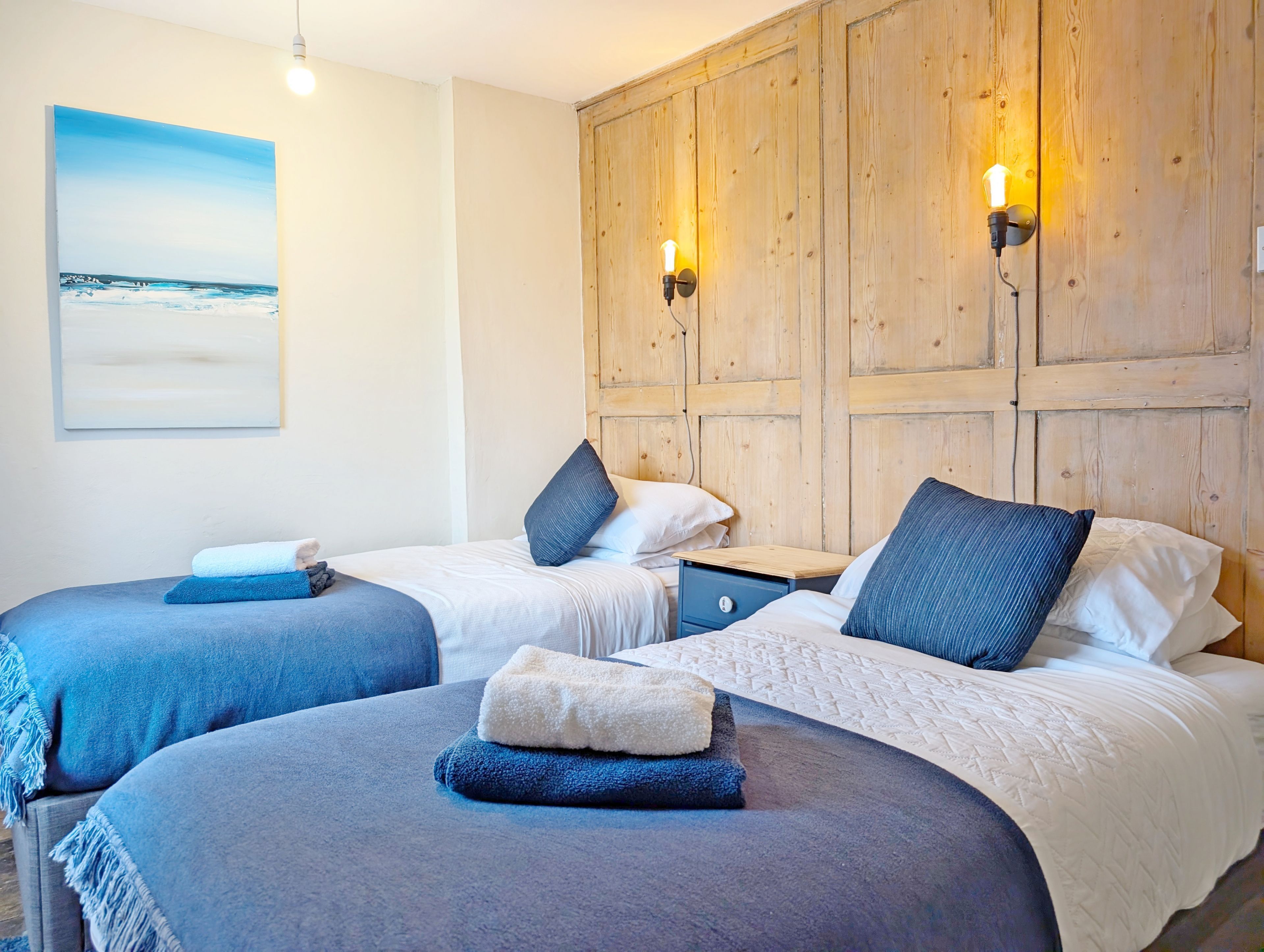 2 soverom, strykejern/-brett, wi-fi (inkludert) og sengetøy