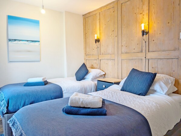 2 camere, ferro/asse da stiro, Wi-Fi gratuito, lenzuola