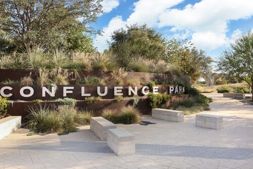 Urban Chicken Relic with Hot Tub