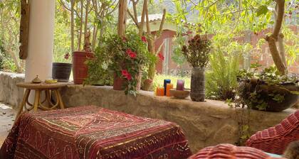 Private Loft, 3 bedrooms with terrace and garden