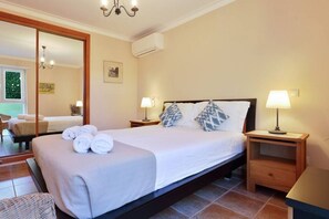 3 Schlafzimmer, Bügeleisen/Bügelbrett, WLAN, Bettwäsche