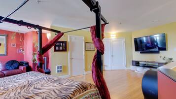 Schreibtisch, Bügeleisen/Bügelbrett, WLAN, Bettwäsche