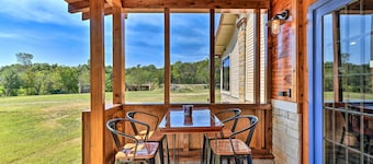Spacious Glen Rose Home on Paluxy Riverfront