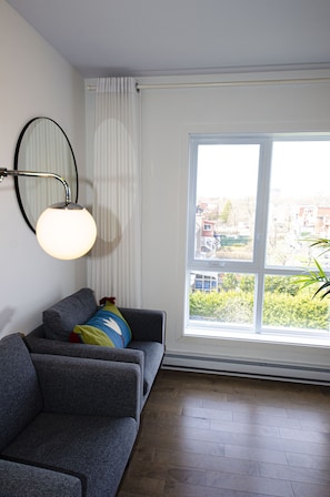 Smart TV - NEW 2 lux bedrooms*Stunning Terrace*Gym* (Montréal)