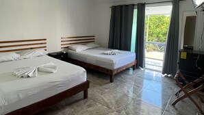 Habitación cuádruple económica