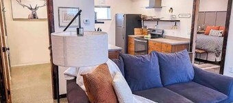 Beautiful, 1-Bedroom in the Hills of Fairbanks