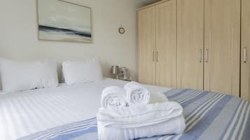 1 camera, una scrivania, ferro/asse da stiro, Wi-Fi