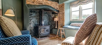 Church End Cottage | Cotswolds Holiday Let | 3 Beds & Sleeps 6