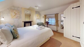 1 chambre, bureau, fer et planche à repasser, Wi-Fi