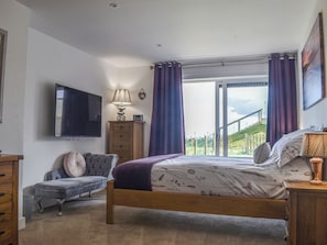 1 bedroom, free WiFi, bed sheets