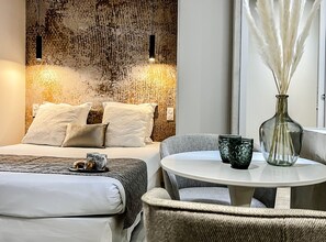 Een strijkplank/strijkijzer, gratis wifi, beddengoed