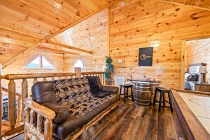 Smart TV, fireplace, books - Family Friendly: A+ Location, Private Indoor Heated Pool, Hot tub, Views, Arcade (Pigeon Forge)
