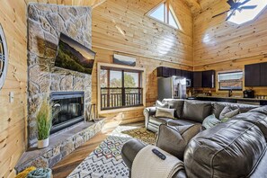 Smart TV, fireplace, books - Family Friendly: A+ Location, Private Indoor Heated Pool, Hot tub, Arcade, Views (Pigeon Forge)