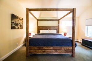 4 Schlafzimmer, Schreibtisch, Bügeleisen/Bügelbrett, Reisekinderbett