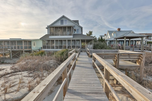 High Tide - Beachfront Home in "Arrogantly Shabby" Pawleys Island, SC