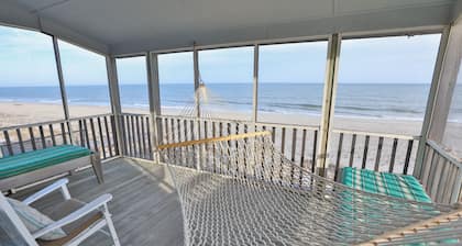 High Tide - Beachfront Home in "Arrogantly Shabby" Pawleys Island, SC