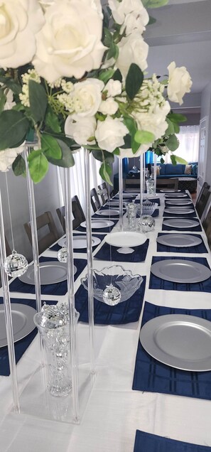 Banquet hall
