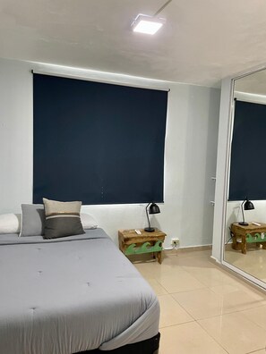 Departamento, varias camas, patio, vista a la ciudad | 3 habitaciones y wifi gratis 