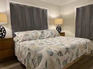 3 habitaciones, escritorio, wifi gratis y ropa de cama