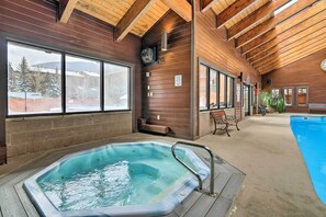 Pool - Walkable Frisco Condo: Mtn Views & Shared Hot Tub! (Frisco)