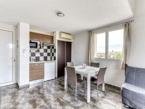 تناول الط�عام