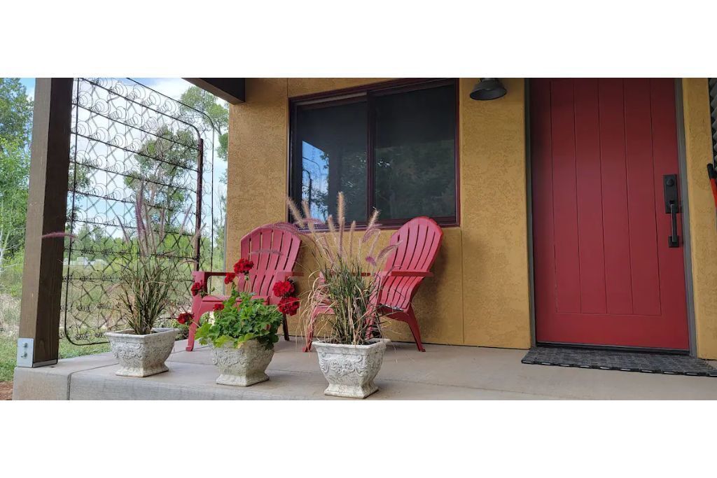 In Town - Peaceful, Eclectic Casita with Fire Pit