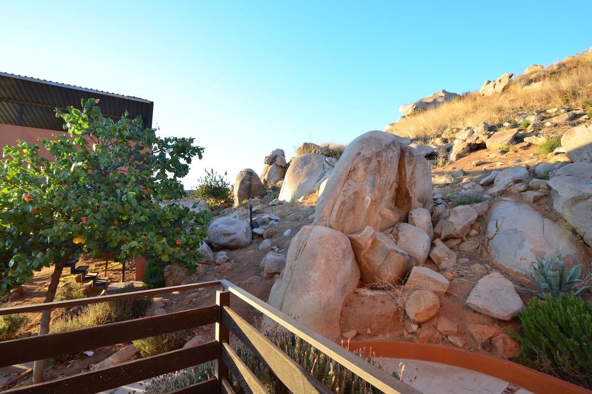 Junior Room | 1 bedroom, iron/ironing board, free WiFi, bed sheets