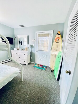 3 bedrooms, iron/ironing board, WiFi