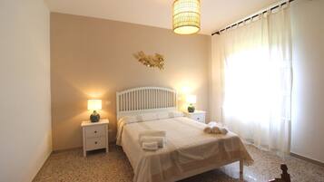 3 Schlafzimmer, Bügeleisen/Bügelbrett, kostenloses WLAN, Bettwäsche