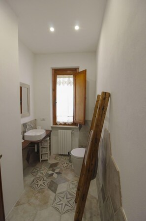 Hair dryer, towels - Wonderful private villa with WIFI, A/C, private pool, TV, balcony and pets allowed, close to Cor... (Castiglion Fiorentino)