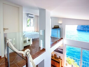 Interior - Stunning private villa for 12 guests with private pool, WIFI, A/C, TV and patio (Lleus)