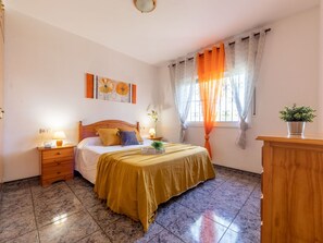 4 Schlafzimmer, Reisekinderbett, kostenloses WLAN