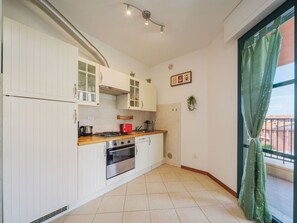 Mikroaaltouuni, pakastin