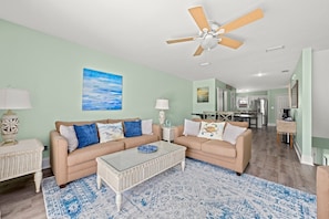 Smart TV, DVD player, books - Gulf Views / Free Paddle Board / Pickle ball / 2 Pools (Port St. Joe)