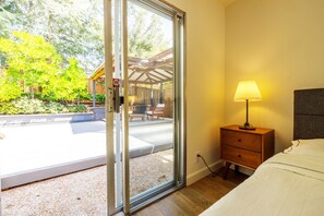 3 bedrooms, in-room safe, desk, iron/ironing board - Cheerful 3bedrooms/2bathrooms Single Family House (San Ramon)