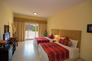 1 bedroom, in-room safe, desk, iron/ironing board