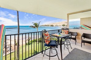 Property grounds - Simply Amazing Oceanfront Condo! Milowai 310 (Wailuku)