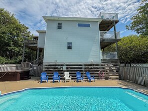 Pool - THREE LITTLE BIRDS- 4 BR Oceanside home - Short Walk To Beach, Private Pool, Dogs Allowed (Southern Shores)