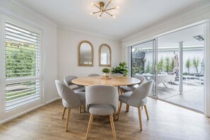 Dining - Sandy Delight. (Bass Coast)