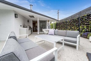 Outdoor dining - Sandy Delight. (Bass Coast)