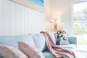 Smart-tv en een tafeltennistafel