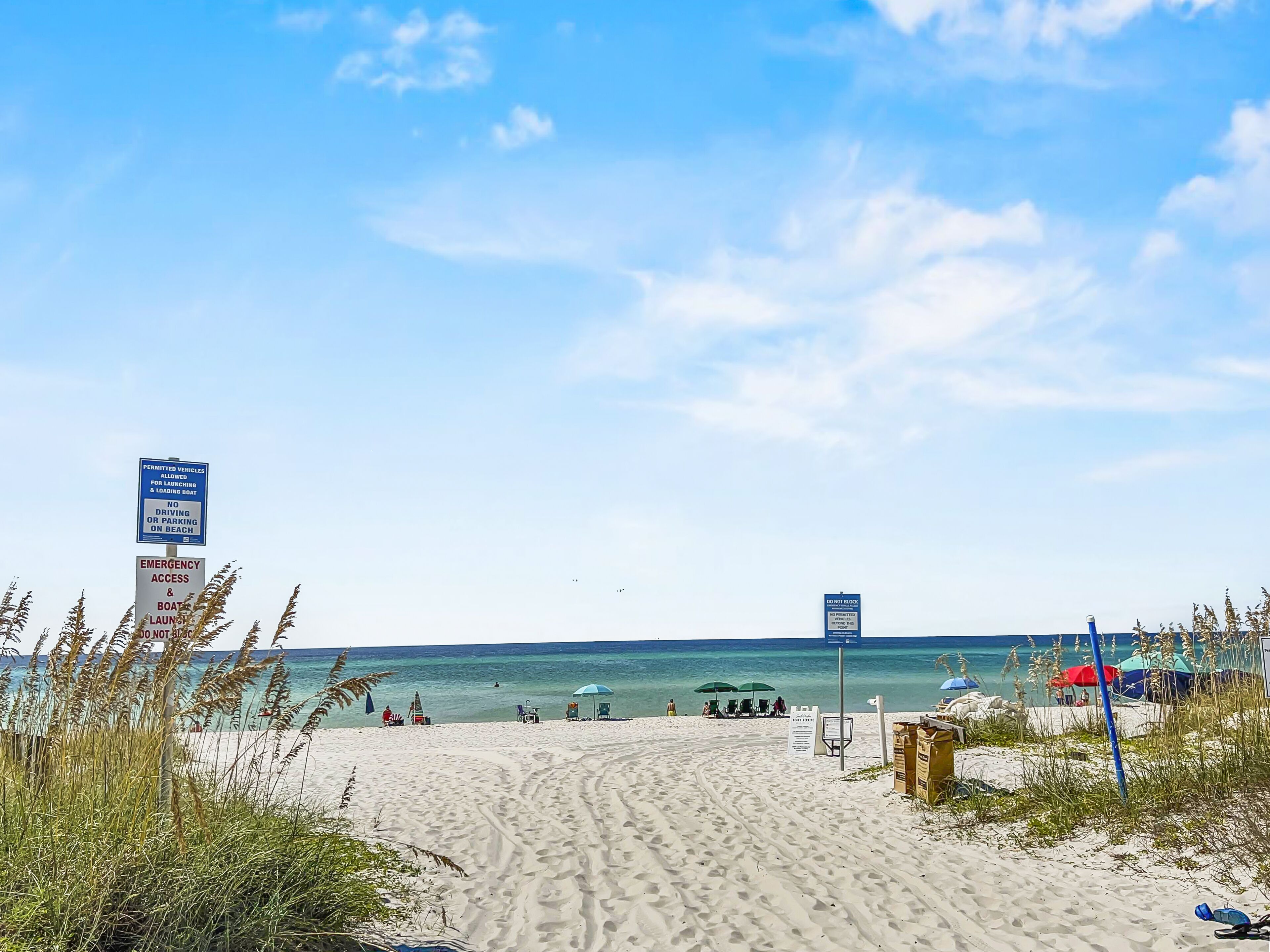 "Happy Oasis" | Beach Views | Steps to the beach | Bike to Rosemary Beach