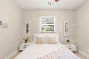 3 Schlafzimmer, Bügeleisen/Bügelbrett, WLAN, Bettwäsche
