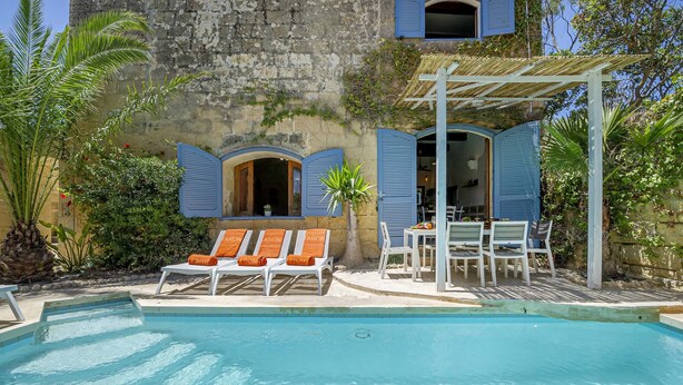 Pool - Oleandra Holiday Home (L-Għasri)
