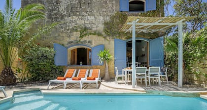 Oleandra Holiday Home